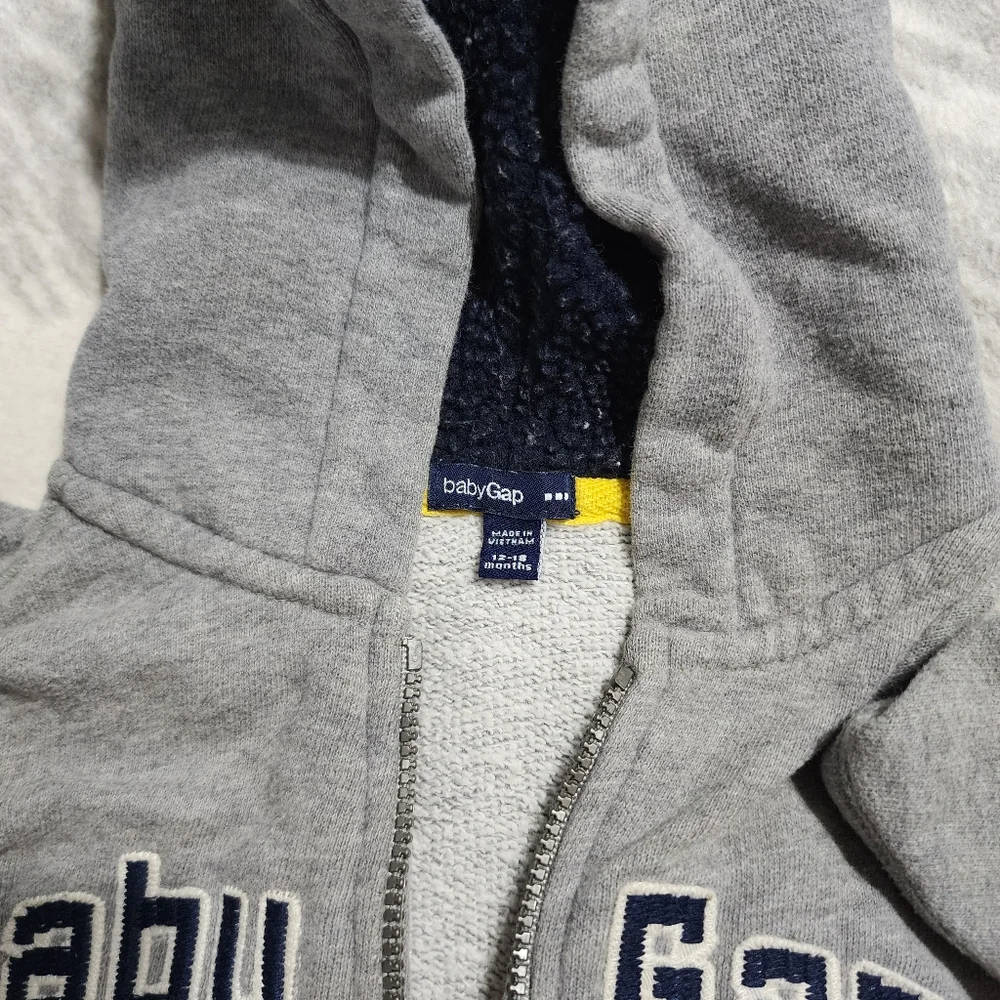 Baby‎ GAP Gray Hoodie for Kids 12-18M